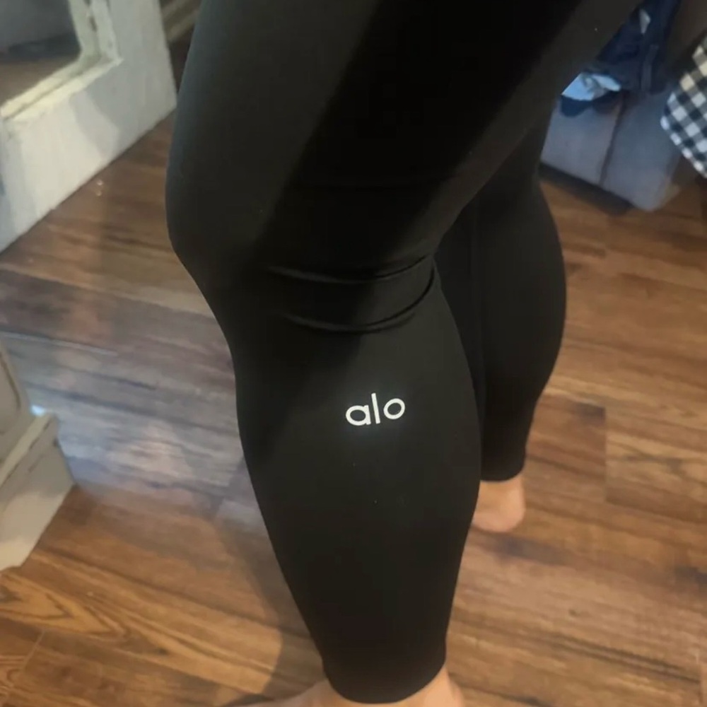 ALO Yoga Charcoal Leggings